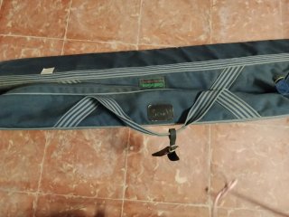 Bolsa de palos de golf con palos