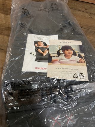 Hamaca BabyBjörn gris oscuro
