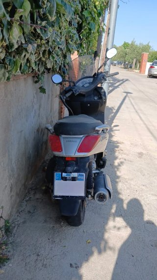 Yamaha Xmax 250 Maxi Scooter Automática