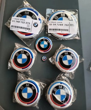 KIT 8 Anagramas BMW M/// 50 años.-