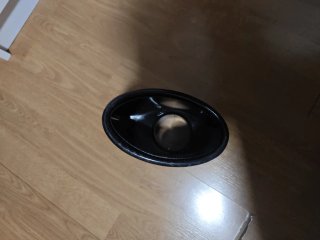 Cola de escape carbono