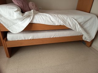 Cama individual 90cm mueble de madera , doble cama