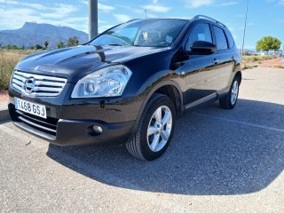 Nissan Qashqai+2 2010