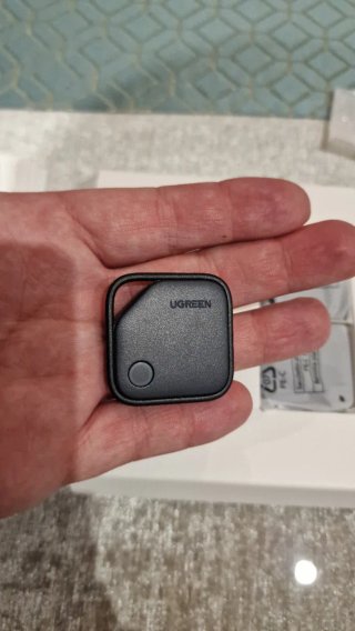 Confezione da 4 nuovi localizzatori UGREEN Smart Finder