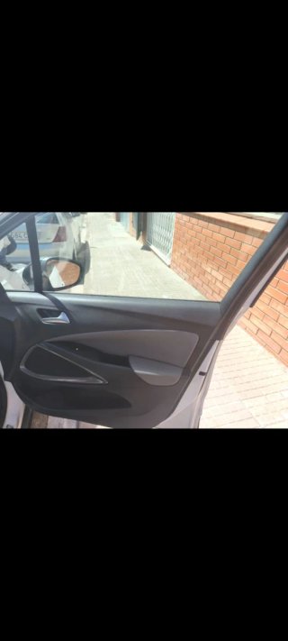 Opel Crossland X 2017