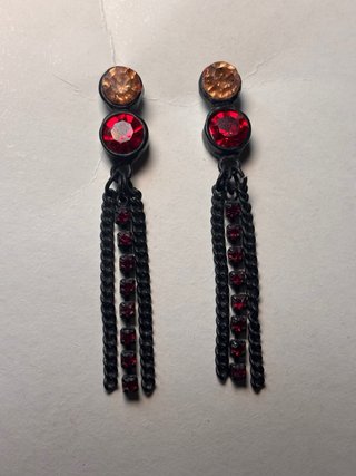 Pendientes bohemios con cristales y cadenas