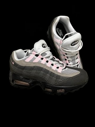 Tenis Nike Air Max Gris y Rosa
