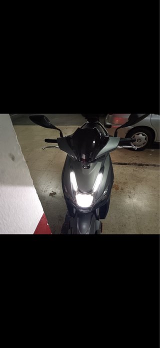 Kymco Agility S Scooter Negra/gris