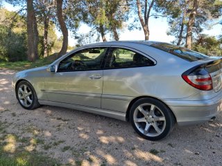 Mercedes-Benz Clase C 2006