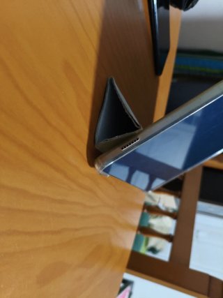 Tablet Azul y Plata