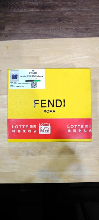 Bolso Fendi Cuero Negro Nuevo