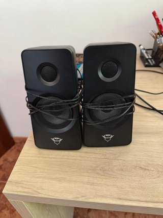 Altavoces PC Trust Negros