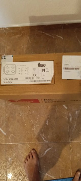 Placa de gas Teka 4 fuegos con encendedor eléctric