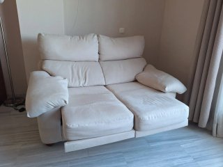 Sofá de 2 plazas beige