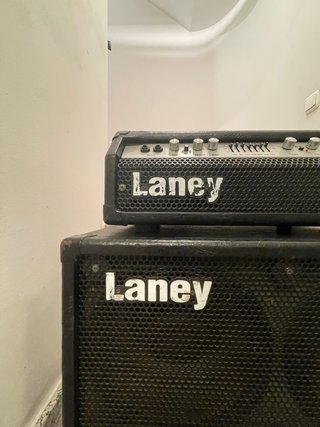 Amplificador Laney (Bajo)