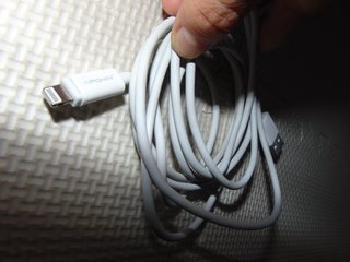 Lote 3 pares micrófonos + cable Lightning