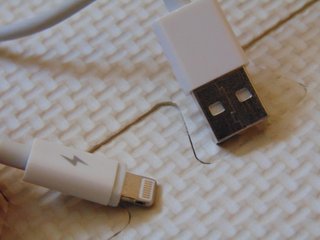 Lote 3 pares micrófonos + cable Lightning