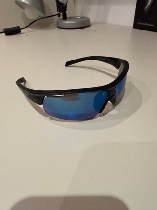 Gafas de sol deportivas azules