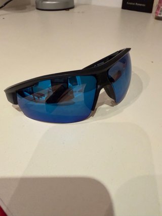 Gafas de sol deportivas azules