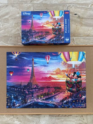 Puzzle Disney Mickey y Minnie en París 1000 piezas