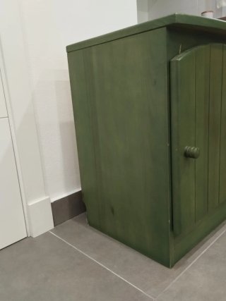 Mueble organizador de madera verde