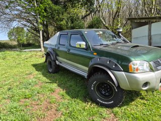 Nissan Navara 2002