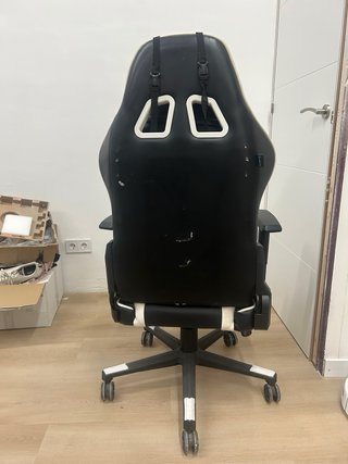 Silla Gaming Newskill Negra y Blanca