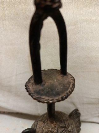 Campana de bronce africana