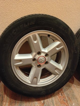 3 Llantas 17 Dodge Nitro