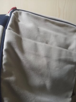 Bolso bandolera Tommy Hilfiger beige y negro