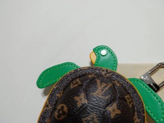 Llavero Tortuga LV