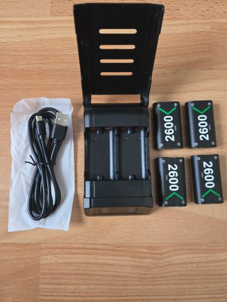 Cargador Baterías Xbox 4x2600mAh