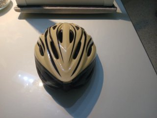 Casco Ciclismo Beige y Negro