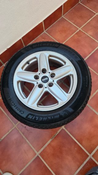 Llantas con neumáticos Mini Cooper 205/60 R16 4 pc
