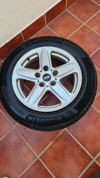 Llantas con neumáticos Mini Cooper 205/60 R16 4 pc