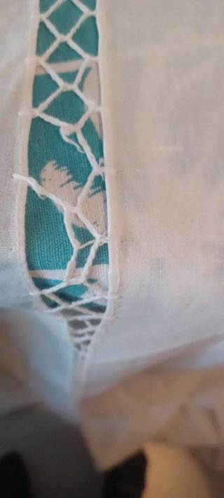 Tenda ricamo intaglio floreale