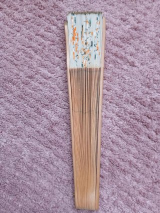 Abanico madera pintado a mano