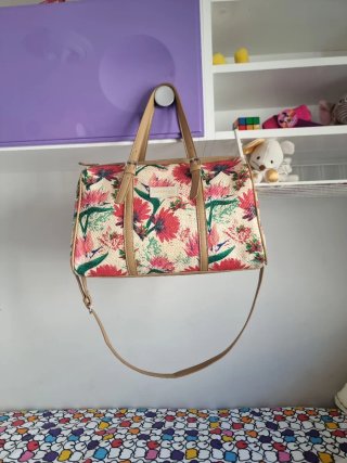 Bolso Fun&Basics floral beige y rosa