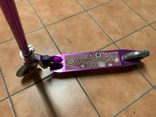 Patín morado TOPGNOISY