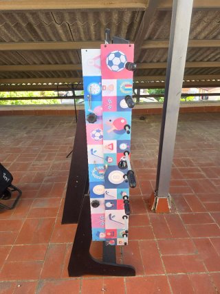 Futbolín 8 en 1