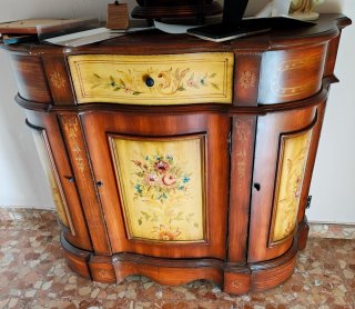 Mueble de entrada pintado "URGE"
