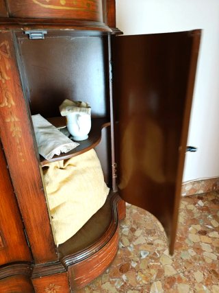 Mueble de entrada pintado "URGE"