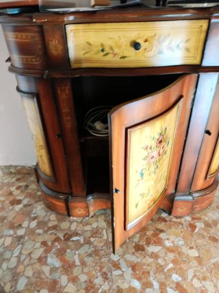 Mueble de entrada pintado "URGE"