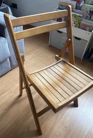 Sillas de madera plegables