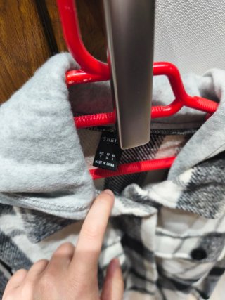 Chaqueta cuadros blanco y negro