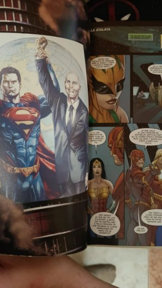 I Justice gods among us ..año uno