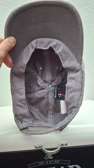 Cappello uomo visiera beige Butterfly