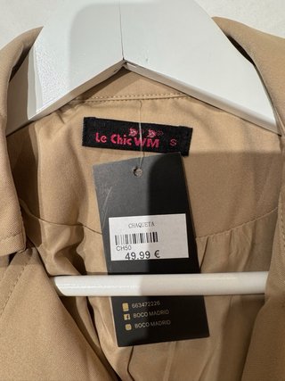 Gabardina corta beige