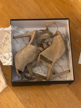 Sandalias Kendall + Kylie Piel Beige