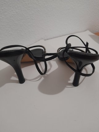 Sandalias Tacón Piel Lady Stork Negras